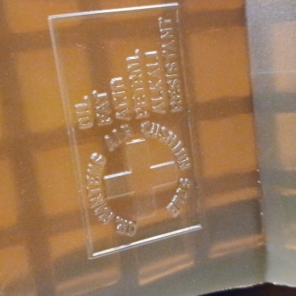 Dr. Martens Yellow Stitch 101 Smooth Leather Lace Up Boot Black NEW - Picture 16 of 16